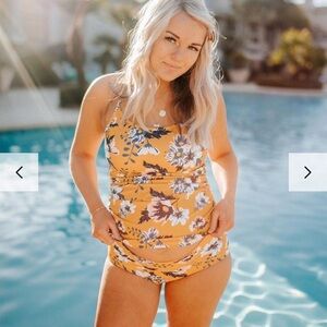 Senita Athletics Floral Wild Honey swim top Size M